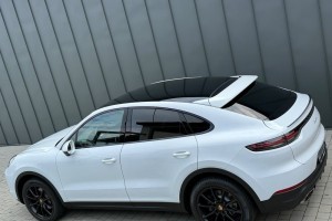 Porsche Cayenne Platinum Edition