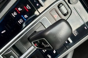Porsche Cayenne Platinum Edition