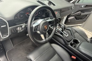 Porsche Cayenne Platinum Edition