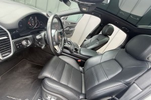 Porsche Cayenne Platinum Edition