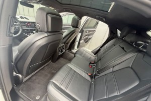 Porsche Cayenne Platinum Edition