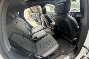 Porsche Cayenne Platinum Edition