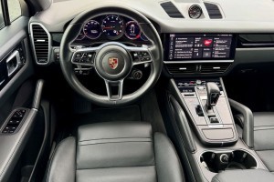 Porsche Cayenne Platinum Edition