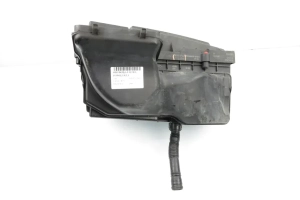 Obudowa Filtra Powietrza Vw Golf V (1k1) 1.4 16v
