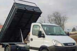 Usługi transportowe mała wywrotka kiper Iveco Rzeszów Krasne  tel 692120020